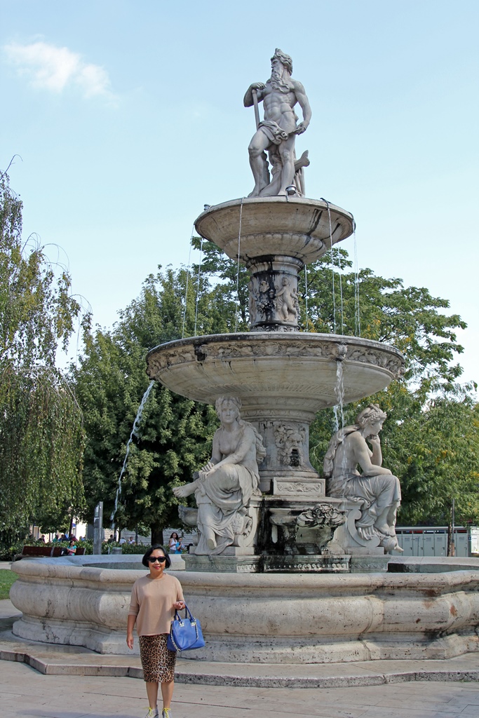 Nella and Danubius Fountain